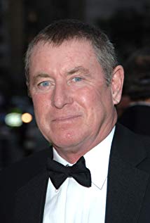 How tall is John Nettles?